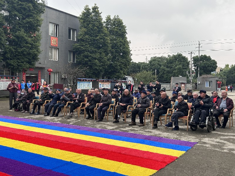 1762149097633427.jpg 53750f2267e130b382604f55120a2c32.jpg